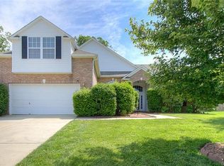 2026 Bluebonnet Ln, Matthews, NC 28104