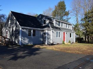 77 Old Washington St, Pembroke, MA 02359