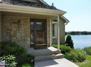 703 NE La Costa St, Lees Summit, MO 64064
