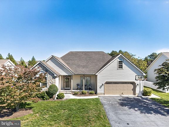 2nd image of 32825 Pear Tree Ct
