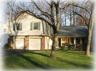 7205 Flower Tuft Ct, Springfield, VA 22153