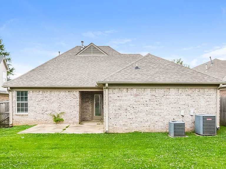 7916 Ridgedale Dr — Photo 17