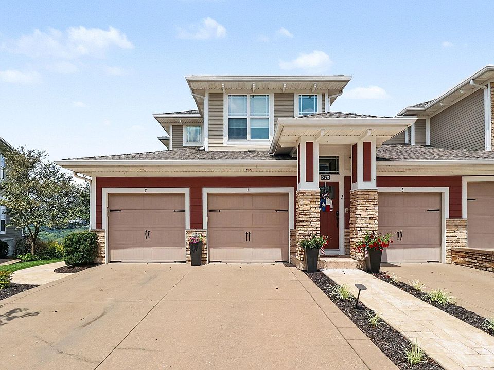 1st image of 378 Riverpointe Dr Unit 1