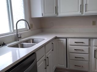 192 Arlington St, Quincy, MA 02170