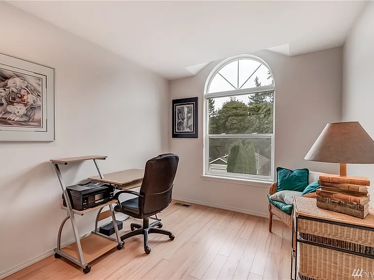 1405 Undine St — Photo 11
