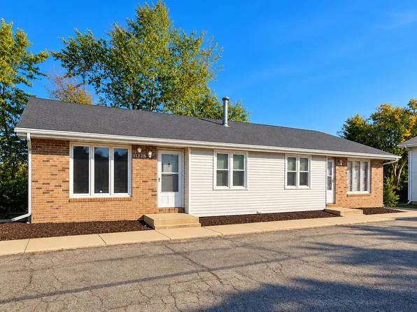 5426 Midvale Dr, Rockford, IL 61108