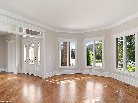 3rd image of 11674 Liberty Ln