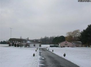 10682 Stratton Rd, Salem, OH 44460