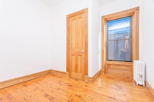 Rented by Corcoran | media 64