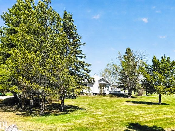 4th image of 52249 Range Rd #222-193