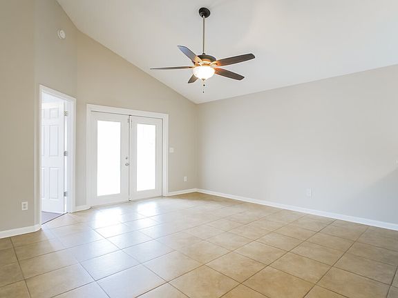 5th image of 109 Kings Manor Ct