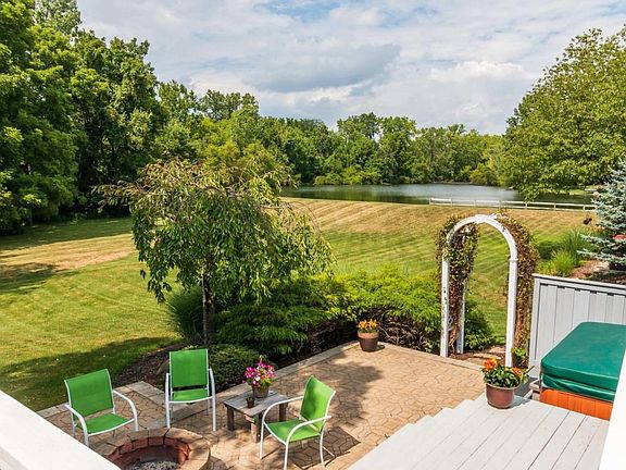 2nd image of 12125 Mallard Pond Dr NW