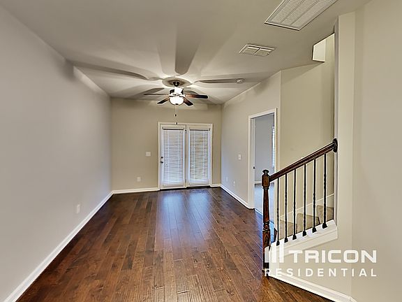 5th image of 204 Ashmere Ct