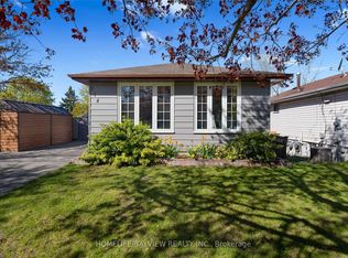 714 Grandview Dr, Oshawa, ON L1H7W2