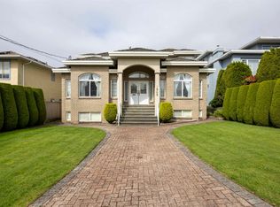 7969 Macpherson Ave, Burnaby, BC V5J4P4