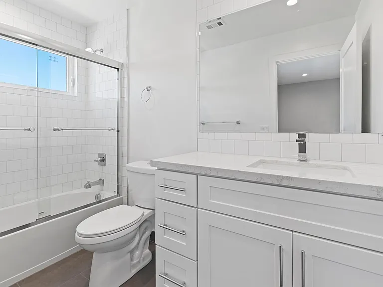 761 Cerro Gordo Ave — Photo 12