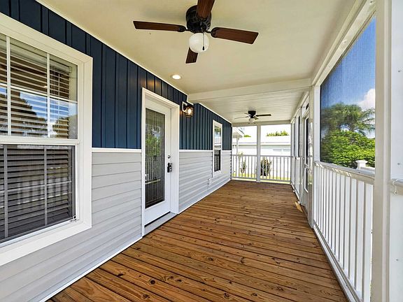 001_16336_SW_Indianwood_Cir-Exterior-0018