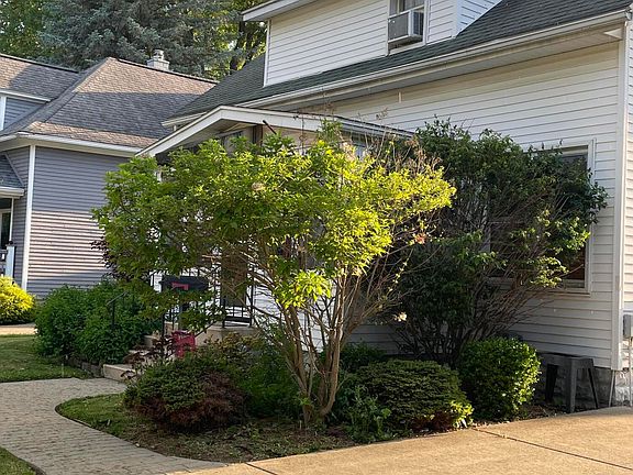 2nd image of 406 Giles Ave