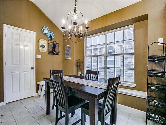 4th image of 118 Pullman Pl