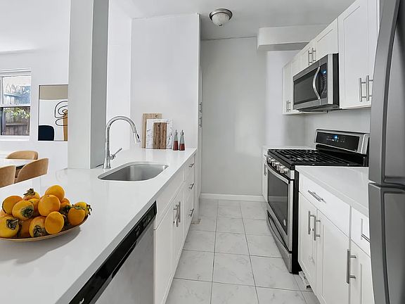 4th image of 120 4th Pl APT C1