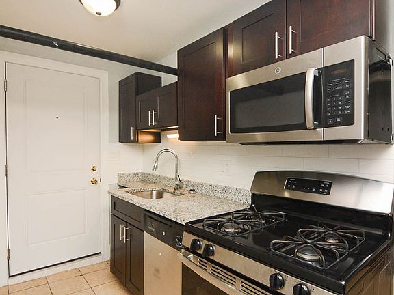 3rd image of 7742 N Ashland Ave #G
