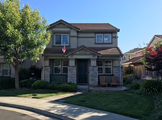 689 Greentree Ct, Fairfield, CA 94534