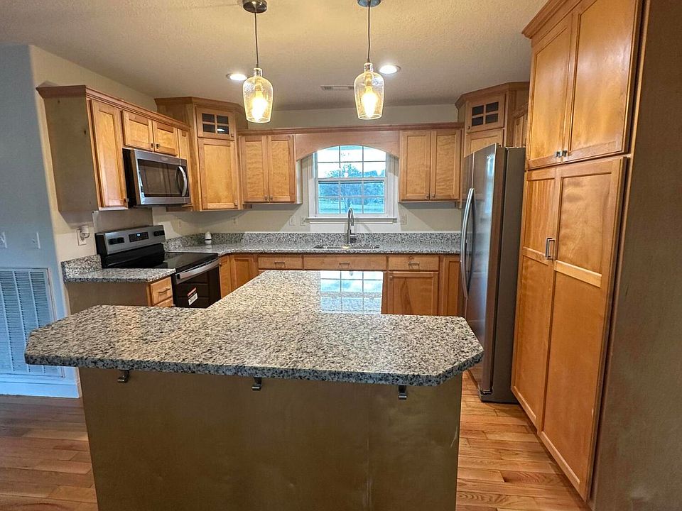 13th image of this home