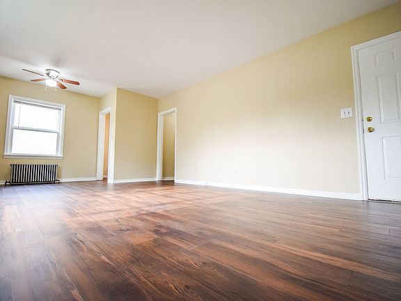 3rd image of 5128-5138 SE Milwaukie Ave #5132