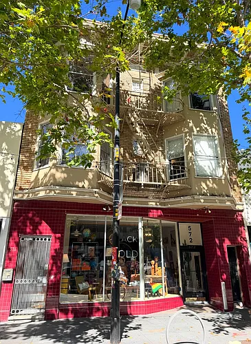 572-576 Valencia Photo 1