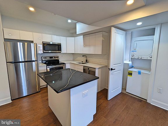 4th image of 835-837 Corinthian Ave #4