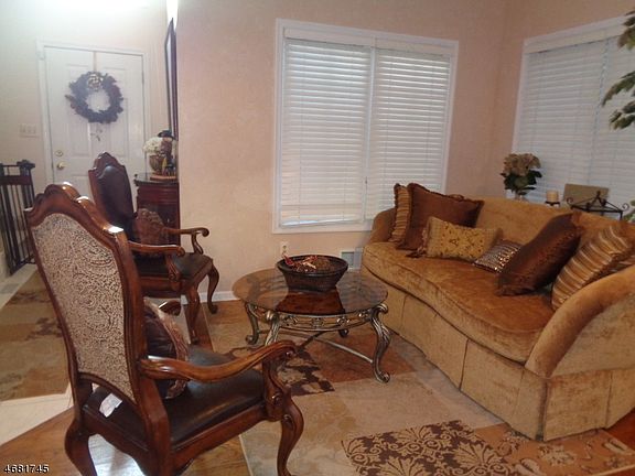 3rd image of 1008 Smith Manor Blvd #5