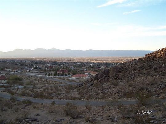 5th image of S Summit Street Apn 343 452 01