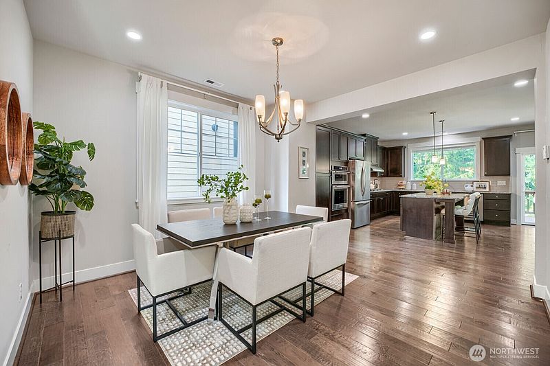 5th image of 24356 NE 15th Way
