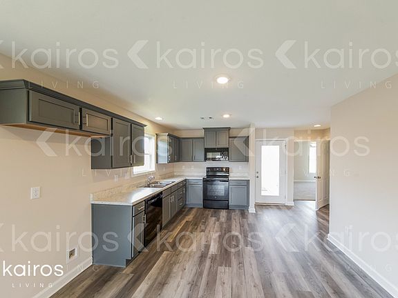 5th image of 158 Wexford Way