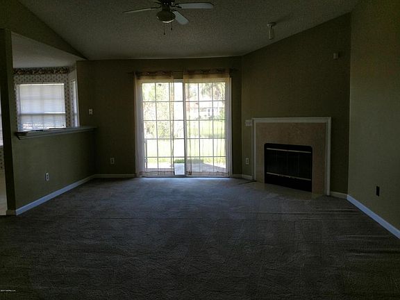 3rd image of 5603 Blue Pacific Dr
