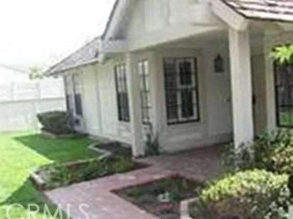 24 Thunder Trl, Irvine, CA 92614