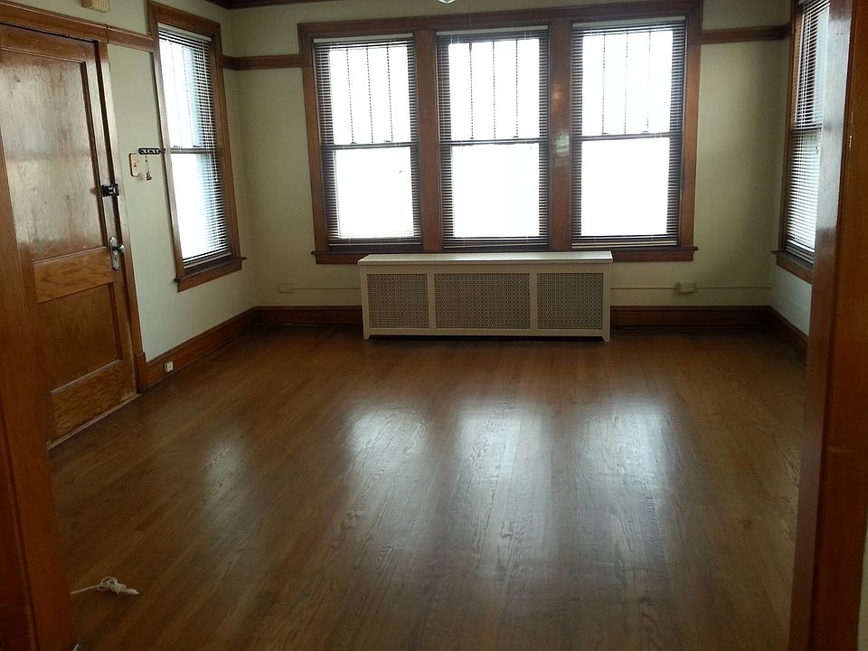 1st image of 2325 W Shakespeare Ave #2