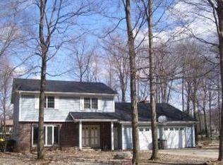 9476 Parkview Dr, Plymouth, IN 46563