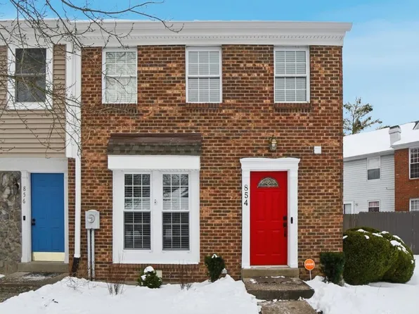 854 S Woodlyn Dr, Cincinnati, OH 45230