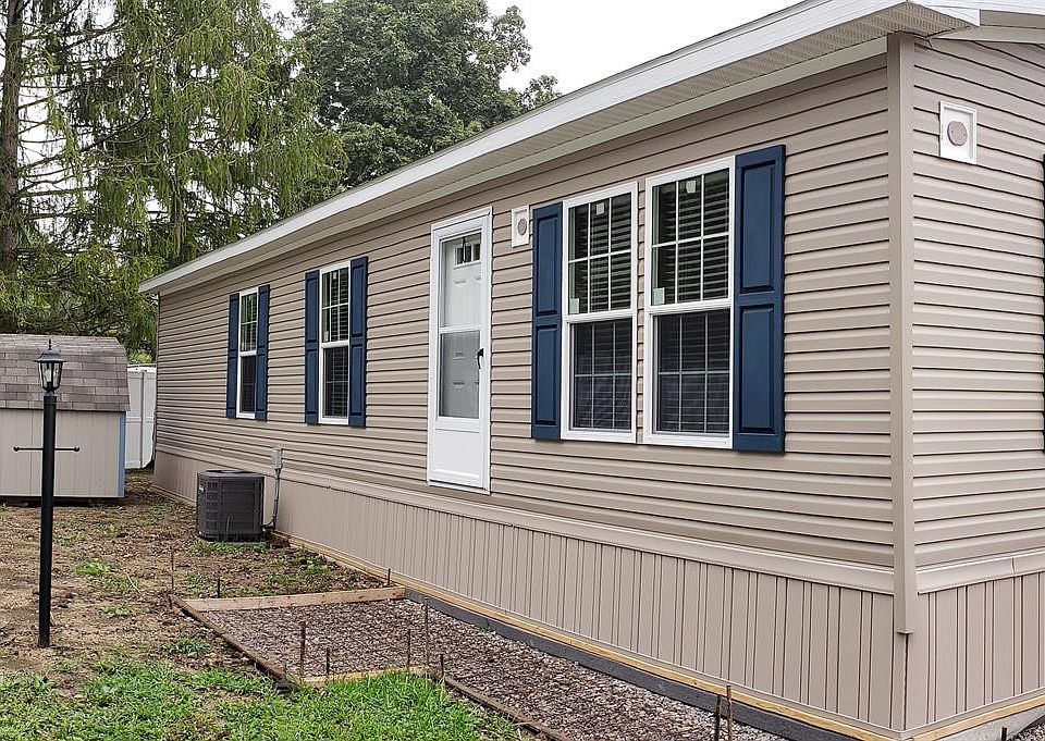 Exterior Image-0-Skyline 219 Pikewood Manor