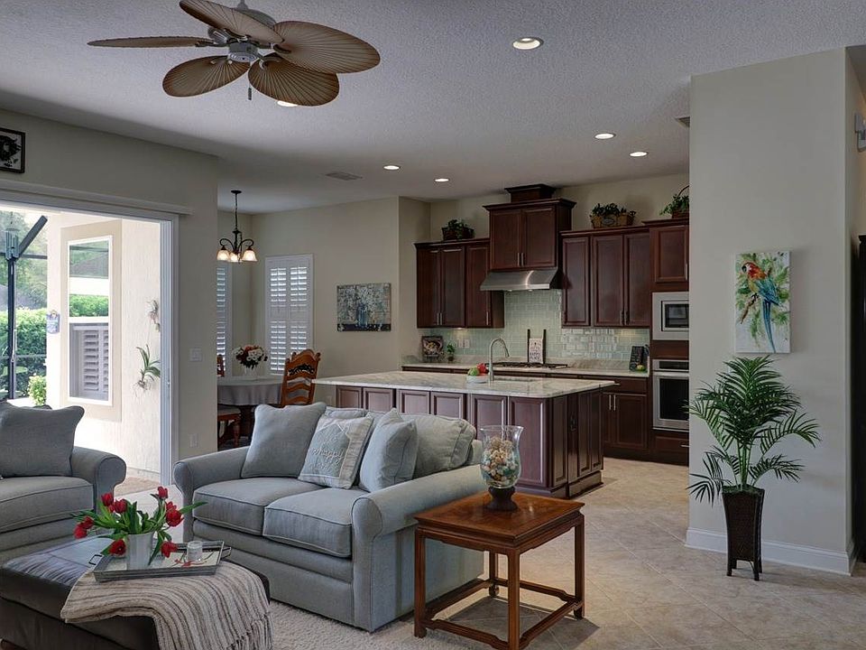 1st image of 3425 S Silvertree Way