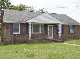 90 Lake Rd, Lottsburg, VA 22511