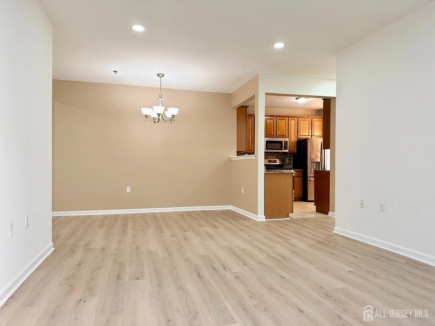 2 bed, 2.0 bath, 1153 sqft, $2,650 — Photo 4