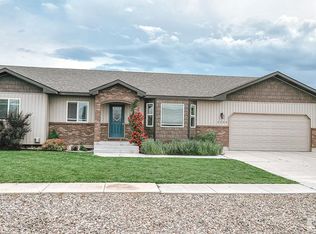 3000 N Teal Blue Dr, Idaho Falls, ID 83401