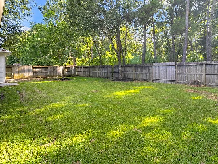 16413 Danika Oak Dr — Photo 24