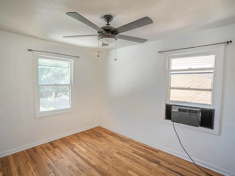 2941 Madison Ave — Photo 18