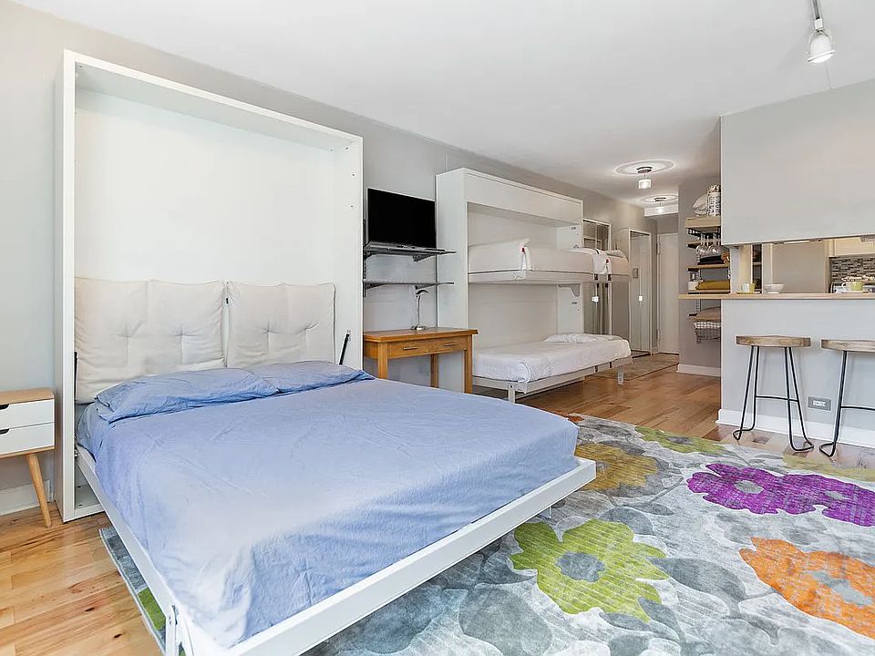 1st image of 30 W 60th St APT 12y