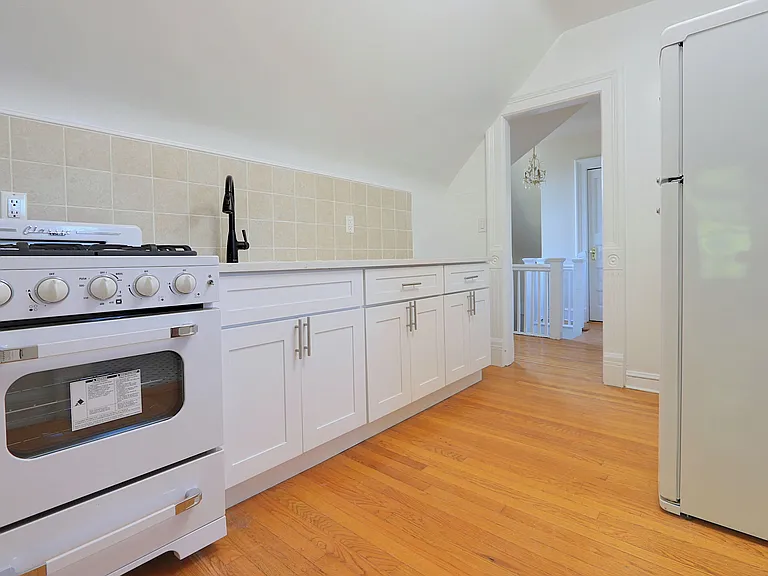 133 Dudley Ave #3 — Photo 4