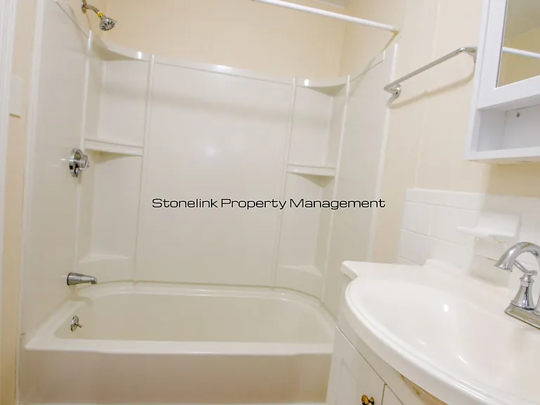 125 Broad St — Photo 12