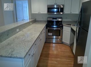 68 Egmont St APT 4, Brookline, MA 02446